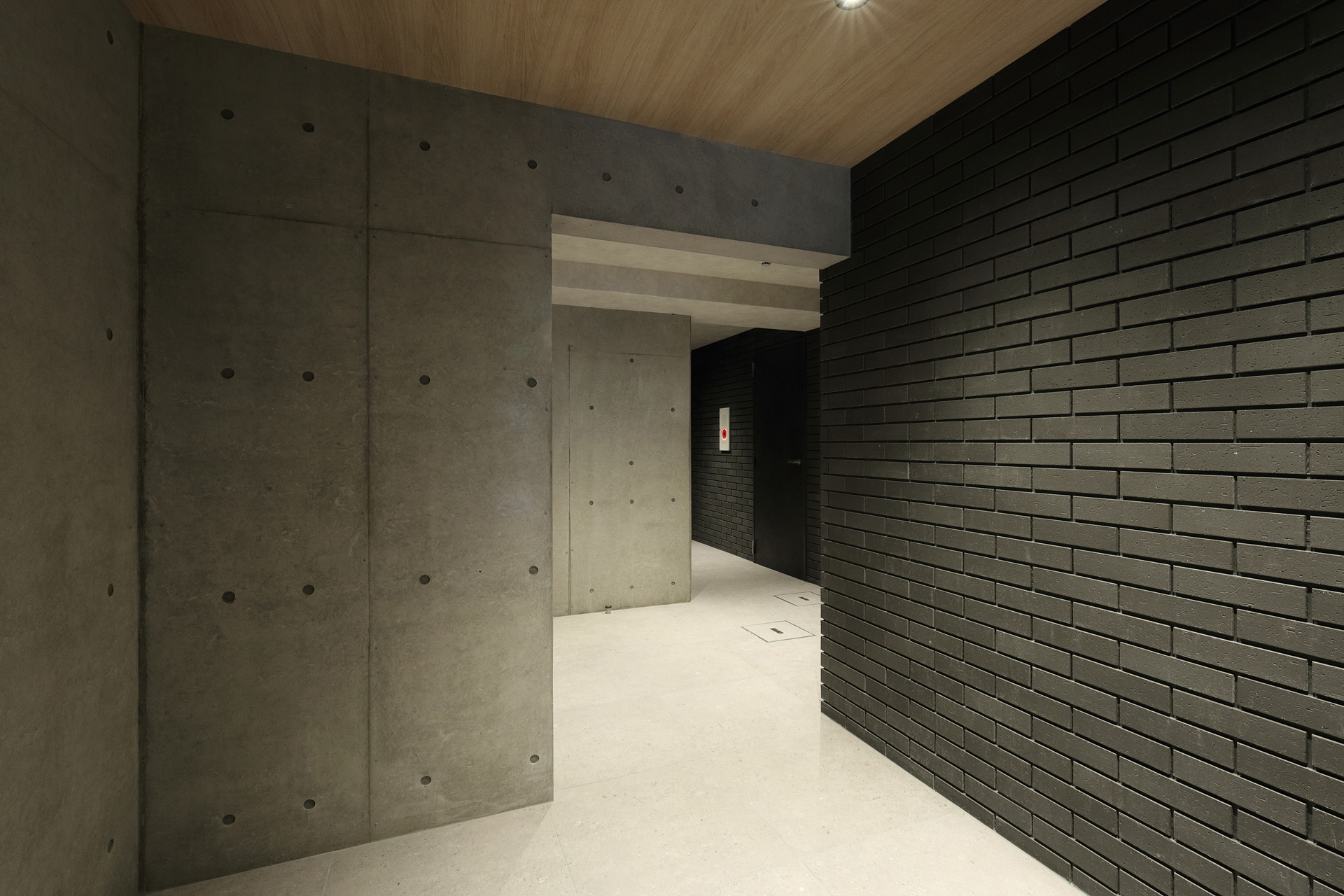 千本上長者町の共同住宅